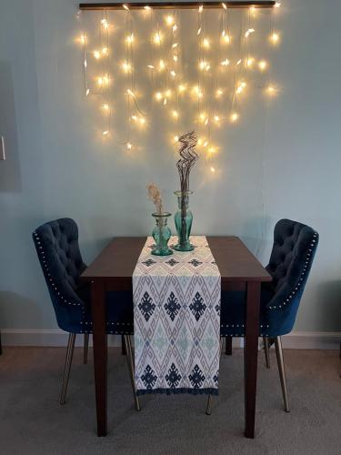 設施, Cozy loft with parking and private patio w/ grill in 默特爾格羅夫 設施, Cozy loft with parking and private patio w/ grill in 默特爾格羅夫