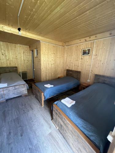 Guesthouse Ivas in Ushguli Guesthouse Ivas in Ushguli