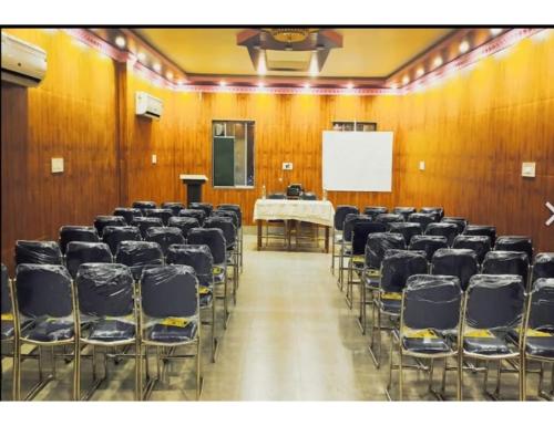 会議室 / ダンスホール, Mahodadhi Guest House, Paradeep, Odisha in パラディープ 会議室 / ダンスホール, Mahodadhi Guest House, Paradeep, Odisha in パラディープ