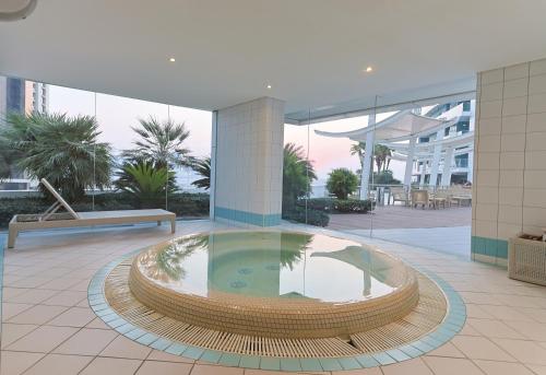 Hot tub, CozyCorner - Gym & Pool Access - Reem Island in Al Reem Island Hot tub, CozyCorner - Gym & Pool Access - Reem Island in Al Reem Island