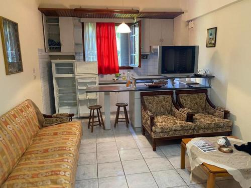Villa Dimitris near the beach! in Karavomilos Villa Dimitris near the beach! in Karavomilos