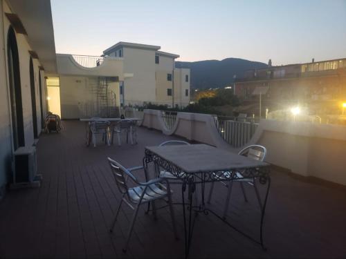 Surrounding environment, max hotel e restaurant in Salerno Surrounding environment, max hotel e restaurant in Salerno