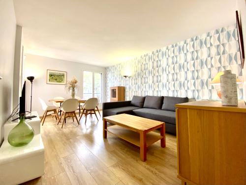 Le Beaugency Near Paris & Disneyland in Champs Sur Marne Le Beaugency Near Paris & Disneyland in Champs Sur Marne