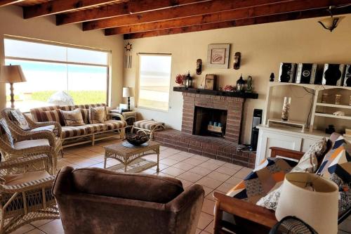 CASA MARBELLA 4BR 2BA Private Beach-Front Home in Lengueta Arenosa CASA MARBELLA 4BR 2BA Private Beach-Front Home in Lengueta Arenosa