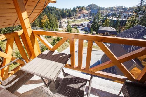 Jahorinski IZLOG in 亚霍里纳 Jahorinski IZLOG in 亚霍里纳