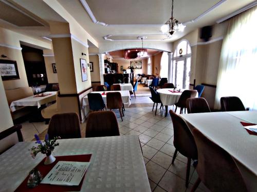 餐廳, Atrium Hotel Harkany in 豪爾卡尼 餐廳, Atrium Hotel Harkany in 豪爾卡尼