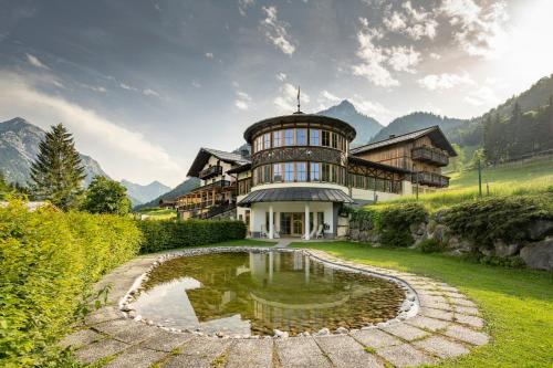 Utvendig, Gasthof Kleefeld in Strobl Utvendig, Gasthof Kleefeld in Strobl