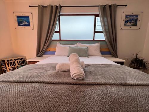 Coastal House: 3BR+Private Entrance+Self catering