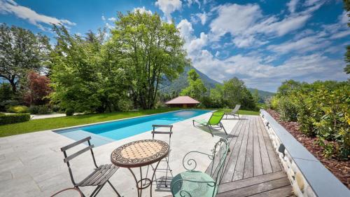 Swimming pool, gite le Magnolia in Thorens-Glieres Swimming pool, gite le Magnolia in Thorens-Glieres