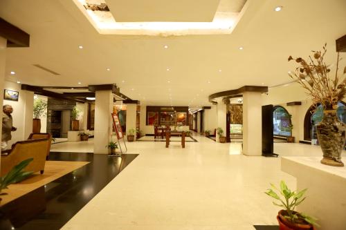 Lobby, BREEZE RESIDENCY, Trichy in Tiruchirappalli Lobby, BREEZE RESIDENCY, Trichy in Tiruchirappalli