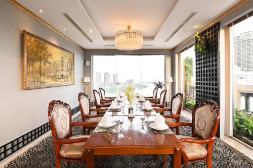 Hotel Grand Saigon in Ho Či Minovo město Hotel Grand Saigon in Ho Či Minovo město