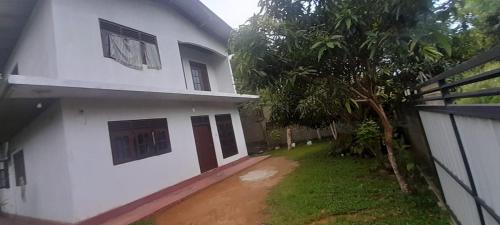House with AC and Swimming Pool in 벤토타 House with AC and Swimming Pool in 벤토타