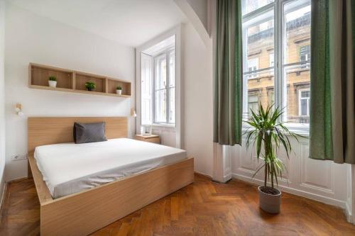 Central Modern Gem for 4 people