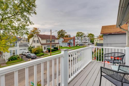 Pet-Friendly Auburn Apartment with Balcony! in Auburn Pet-Friendly Auburn Apartment with Balcony! in Auburn