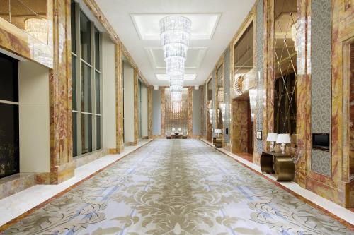 Meeting room / ballrooms, Sheraton Qingdao Jiaozhou Hotel in Qingdao Meeting room / ballrooms, Sheraton Qingdao Jiaozhou Hotel in Qingdao