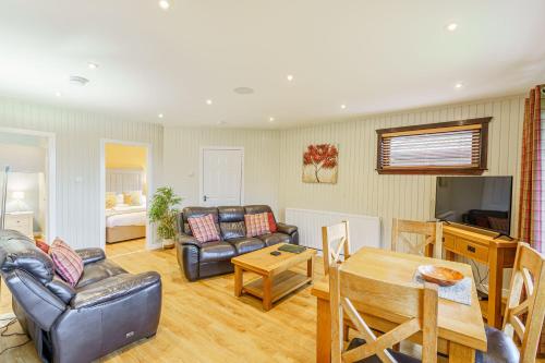 设施, Birch Lodge 19 with Hot Tub in 纽顿斯图华特 设施, Birch Lodge 19 with Hot Tub in 纽顿斯图华特