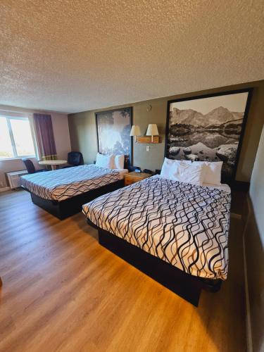 Wyo Inn in 謝里登 (WY) Wyo Inn in 謝里登 (WY)