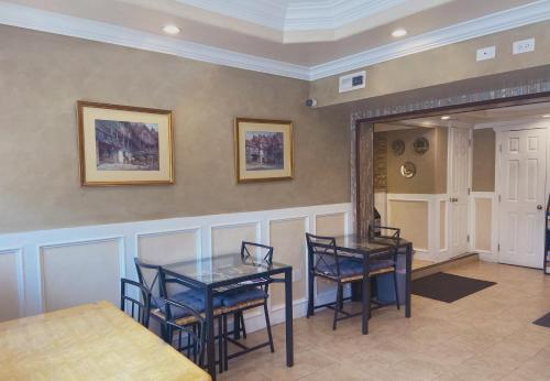 Food and beverages, Nite Inn at Universal City - Walking Distance to Universal Studios Hollywood near Universal Studios Hollywood Food and beverages, Nite Inn at Universal City - Walking Distance to Universal Studios Hollywood near Universal Studios Hollywood