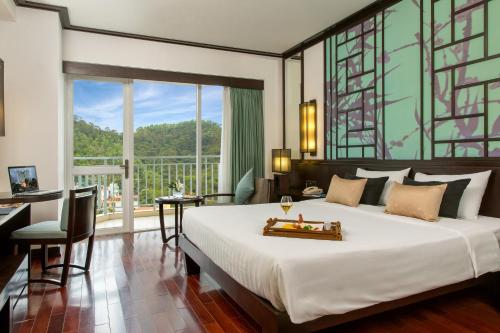 Novotel Ha Long Bay Hotel in Hạ Long Novotel Ha Long Bay Hotel in Hạ Long