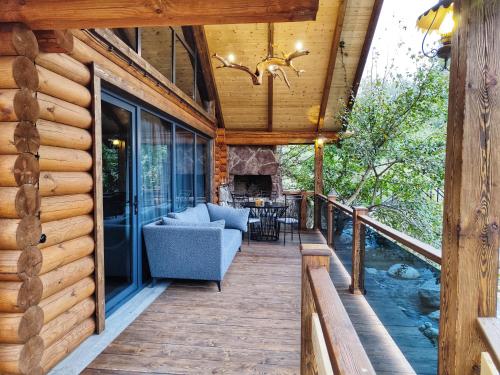 Джакузі, Getahovit Resort in Іджеван Джакузі, Getahovit Resort in Іджеван