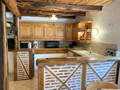 Kitchen, Location gite entre Cahors et St Cirq Lapopie in Arcambal Kitchen, Location gite entre Cahors et St Cirq Lapopie in Arcambal