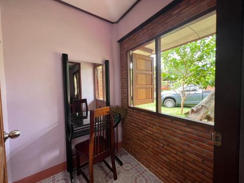 Phet Ban Suan Hotel in Klong Szon Phet Ban Suan Hotel in Klong Szon