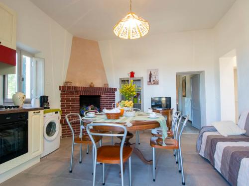 Holiday Home Merlot by Interhome in Peccioli Holiday Home Merlot by Interhome in Peccioli