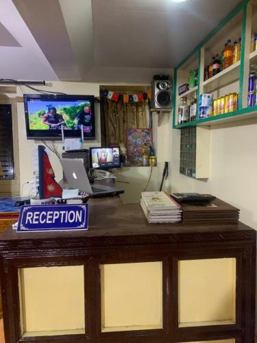 Lobby, Hotel hillten in Everest Region (Nepal) Lobby, Hotel hillten in Everest Region (Nepal)