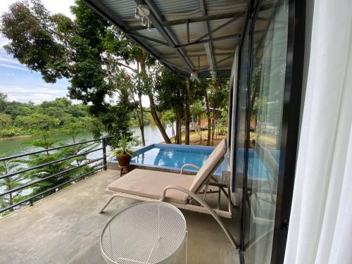 Balcony/terrace, Caliraya Mountain Lake Resort in Lumban Balcony/terrace, Caliraya Mountain Lake Resort in Lumban
