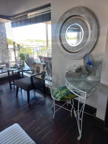 Удобства, Whale Rock Guest House in Плетенберг Бей Удобства, Whale Rock Guest House in Плетенберг Бей