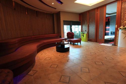 Moon Area Business Leisure Motel in Douliu Township Moon Area Business Leisure Motel in Douliu Township