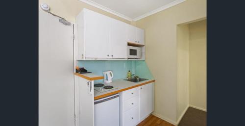 Knightsbridge Apartments in East Melbourne Knightsbridge Apartments in East Melbourne