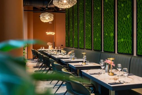 Restaurant, Skaret by VANDER in Tromsø Restaurant, Skaret by VANDER in Tromsø