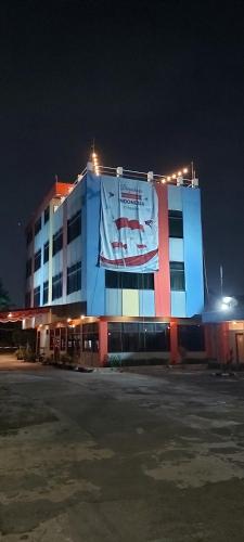 Sentosa Hotel & Restaurant - tersertifikasi CHSE dari Kementerian Pariwisata dan Ekonomi Kreatif near 까르푸 브카시 스퀘어 Sentosa Hotel & Restaurant - tersertifikasi CHSE dari Kementerian Pariwisata dan Ekonomi Kreatif near 까르푸 브카시 스퀘어