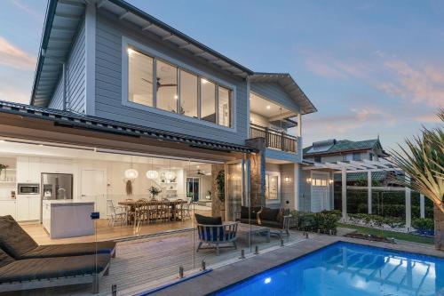 Orana Byron - luxurious 4 BR home with heated pool