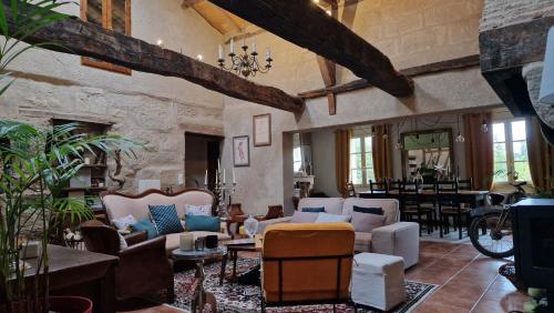 Shared lounge/TV area, Maison Cassin47 in Lavergne Shared lounge/TV area, Maison Cassin47 in Lavergne