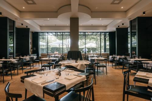 Étterem, Serwir Hotel in Sint-Niklaas Étterem, Serwir Hotel in Sint-Niklaas