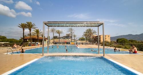 Bể bơi, Camping Castell Mar in Roses Bể bơi, Camping Castell Mar in Roses