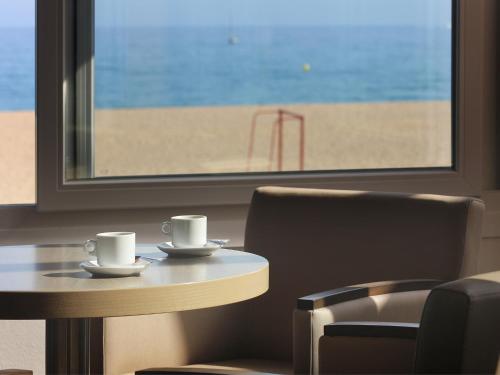 Pub/Lounge, Rocatel in Canet De Mar Pub/Lounge, Rocatel in Canet De Mar