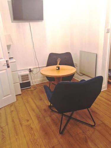 Lovely studio - perfect weekend stay in Cork in Saint Luke's Cross Lovely studio - perfect weekend stay in Cork in Saint Luke's Cross