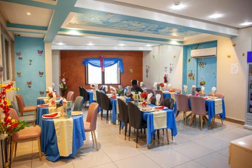 Restauracja, Hotel Mickel in Douala Restauracja, Hotel Mickel in Douala