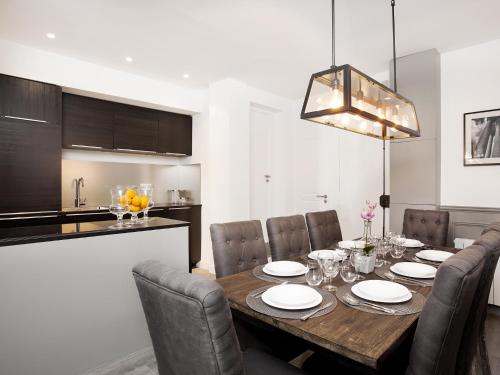 Facilities, THE RESIDENCE - LUXURY 3 BEDROOM PARIS CENTER 3 in Paris Facilities, THE RESIDENCE - LUXURY 3 BEDROOM PARIS CENTER 3 in Paris