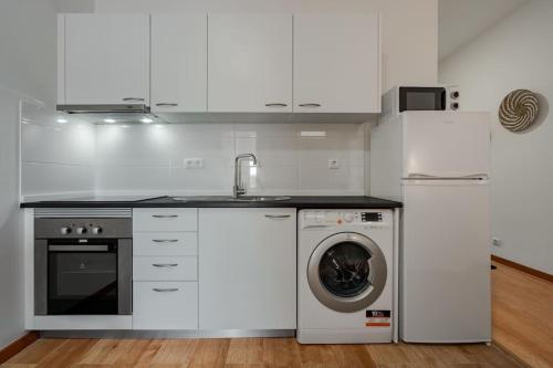 Modern studio near Metro Station in Senhora Da Hora Modern studio near Metro Station in Senhora Da Hora