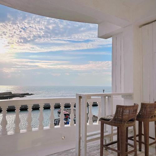 白嶼光日出海景民宿 (White & Light B&B) in 墾丁國家公園 白嶼光日出海景民宿 (White & Light B&B) in 墾丁國家公園