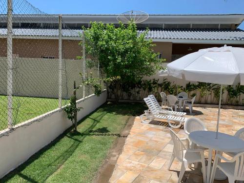 泳池, Confortável e Mobiliado 2 dorm proximo a praia da Enseada Ap 12 (Confortavel e Mobiliado 2 dorm proximo a praia da Enseada Ap 12) in 恩錫達 泳池, Confortável e Mobiliado 2 dorm proximo a praia da Enseada Ap 12 (Confortavel e Mobiliado 2 dorm proximo a praia da Enseada Ap 12) in 恩錫達