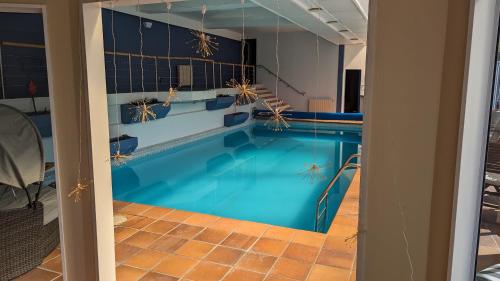 Swimming pool, Harbour Lodge Wellington in North Wellington Swimming pool, Harbour Lodge Wellington in North Wellington