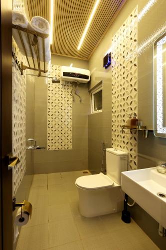 Bathroom, Green Wood Hill Cottage in Pudumund Bathroom, Green Wood Hill Cottage in Pudumund