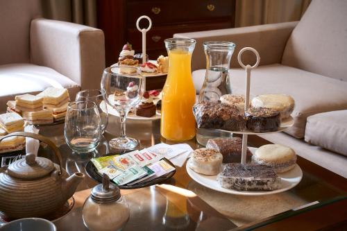 อาหารและเครื่องดื่ม, โรงแรมกาตาลีนาส ปาร์ค (Catalinas Park Hotel) in ตูกูมัง อาหารและเครื่องดื่ม, โรงแรมกาตาลีนาส ปาร์ค (Catalinas Park Hotel) in ตูกูมัง