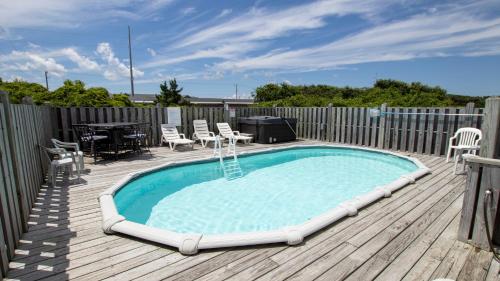 Oceanside, Private Pool, Close to Beach Access and Shopping! KH1, Marabel-by-the-Sea in Kitty Hawk (NC) Oceanside, Private Pool, Close to Beach Access and Shopping! KH1, Marabel-by-the-Sea in Kitty Hawk (NC)