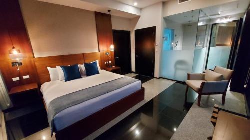 วินด์แฮม มันตาเซลพลาซา โฮเต็ล แอนด์ คอนเวนชั่นเซ็นเตอร์ (Wyndham Manta Sail Plaza Hotel and Convention Center) in มันตา วินด์แฮม มันตาเซลพลาซา โฮเต็ล แอนด์ คอนเวนชั่นเซ็นเตอร์ (Wyndham Manta Sail Plaza Hotel and Convention Center) in มันตา